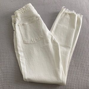 Abercrombie white jeans size 26/2R NWOT